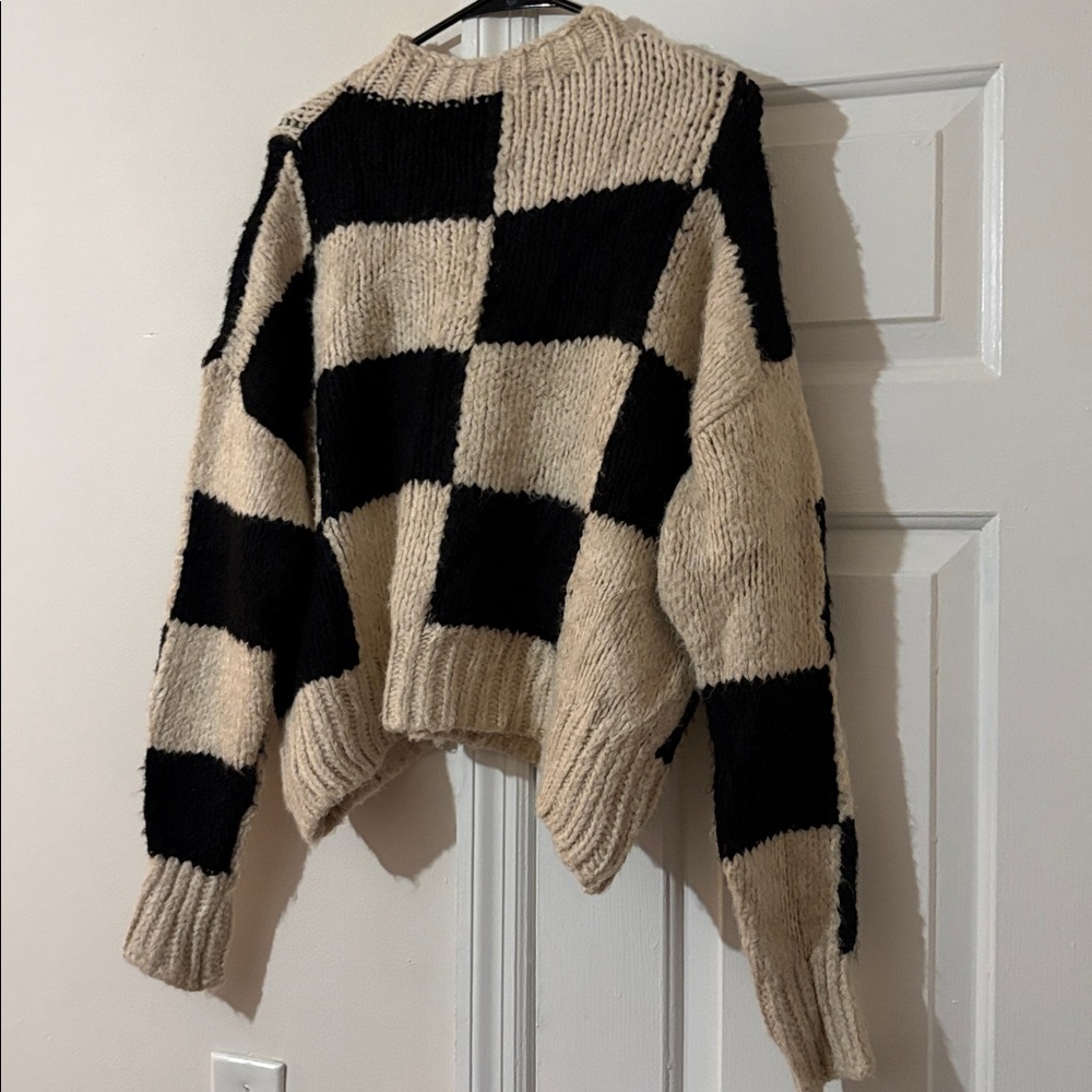 Black and Cream Checkered Women's Sweater - Picture 2 of 7